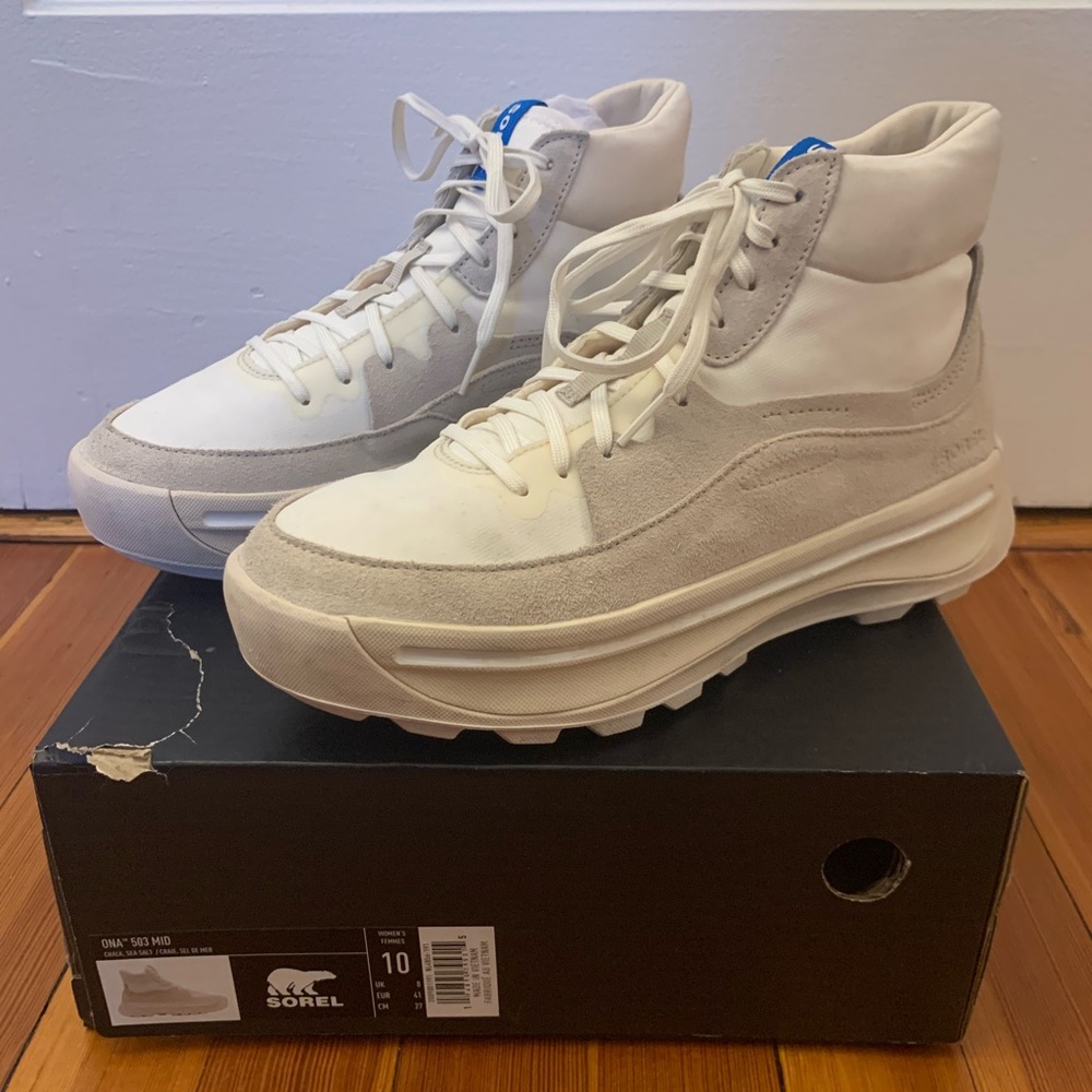 Sorel Women’s ONA 503 Mid Shoe Size 10